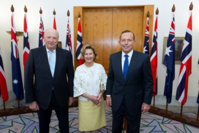 King Harald V and Queen Sonja of Norway with Prime Minister Tony Abbott at Parliament House, Image source: AUSPIC