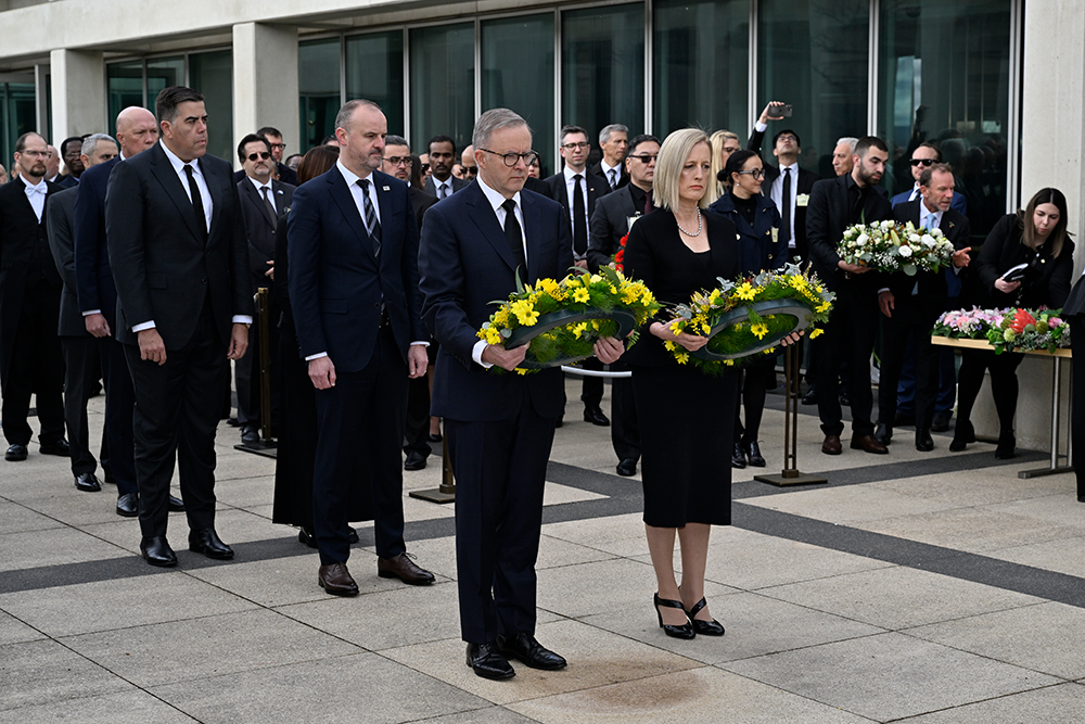 Wreath laying at the Queen’s Terrace at Parliament House, Image source: AUSPIC