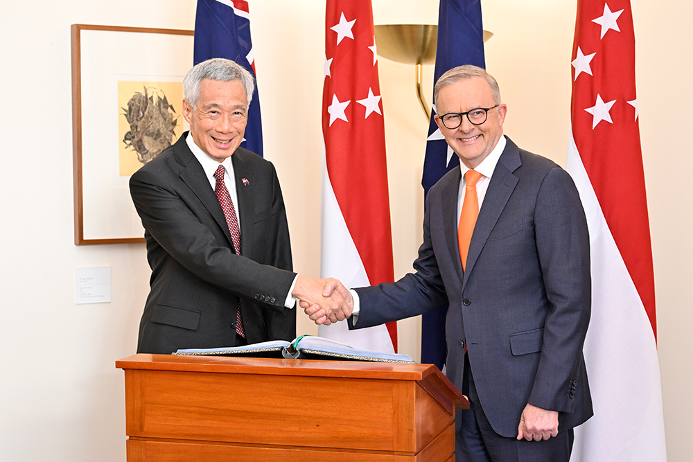 Prime Minister Lee Hsien Loong and Prime Minister Anthony Albanese, Image source: AUSPIC
