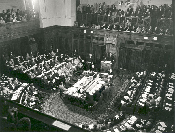 Joint sitting of the houses of the Australian Parliament in August 1974