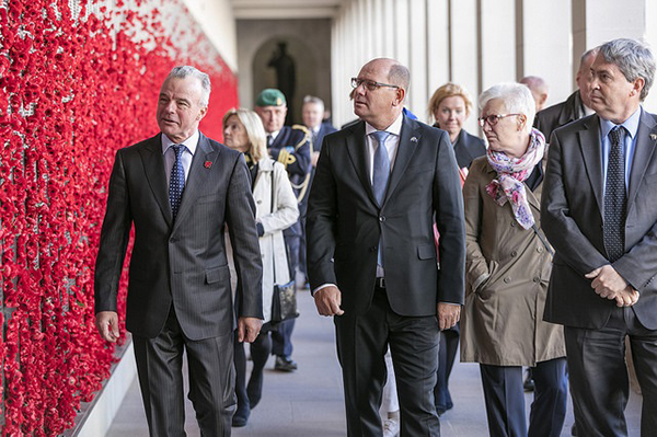 Photo: Delegation at the Australian War Memorial