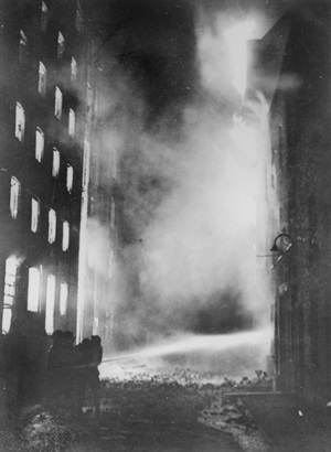 Blazing city building, 1941, Australian War Memorial