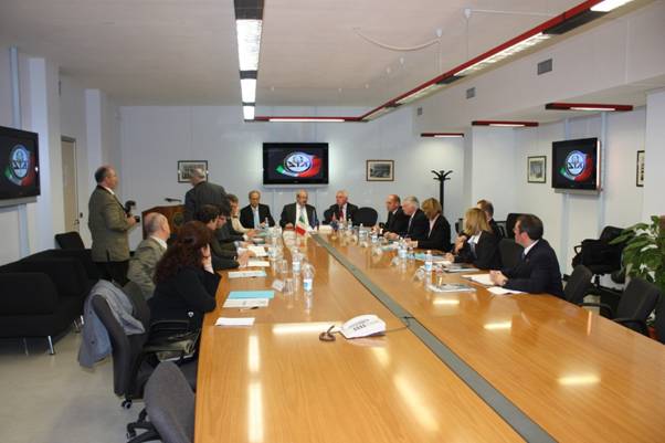 Members of the Delegation meeting with officers from Anti-Mafia Investigations Directorate