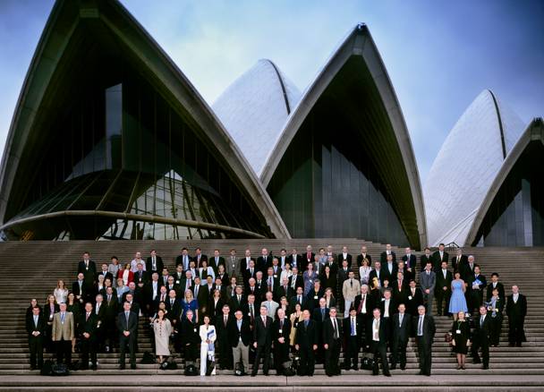 Advance 100 Global Australians on the steps of the Sydney Opera House at the conclusion of the Summit.